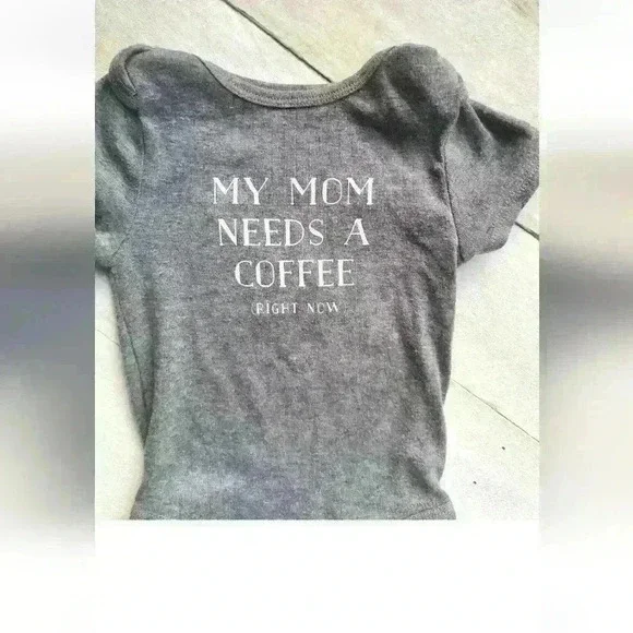 Jumping Beans My Mom Needs A Coffee Short Sleeve Romper Gray Size 6 Months - Picture 2 of 4